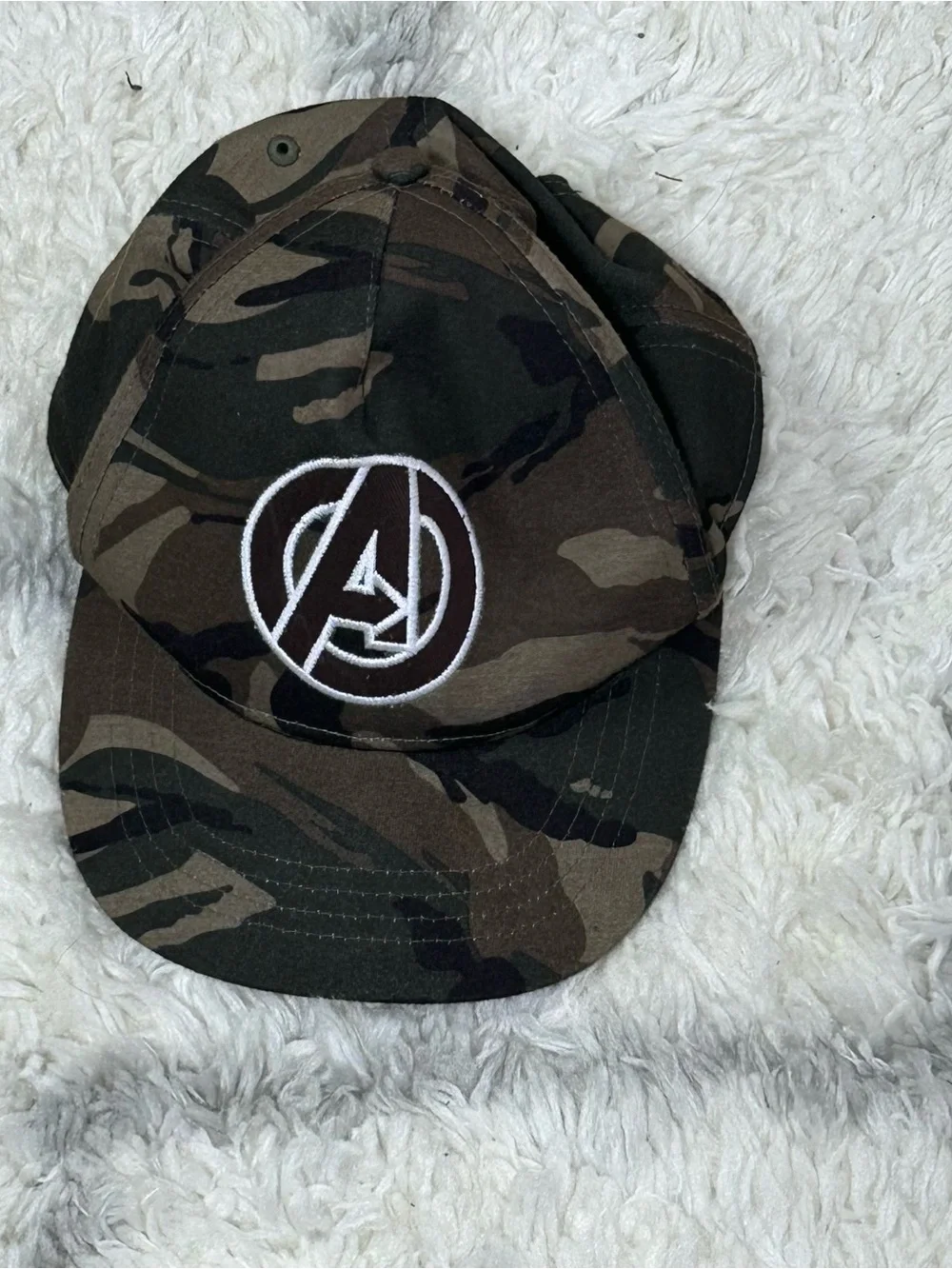 Avenger Camo Snapback Cap - Olive & Black